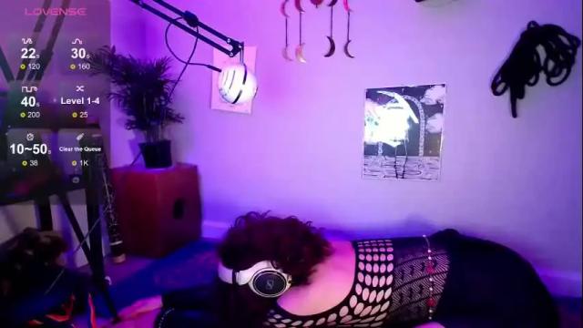 Image 8 of azazelgains Stream on Chaturbate on 2 months ago