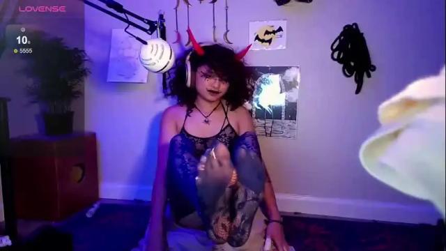 Image 7 of azazelgains Stream on Chaturbate on 24 days ago