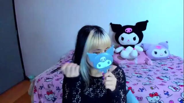 Image 2 of azu_moure Stream on Chaturbate on 1 month ago