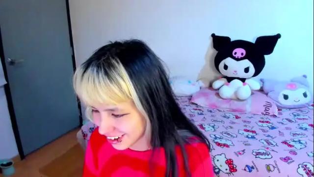 Image 7 of azu_moure Stream on Chaturbate on 1 month ago