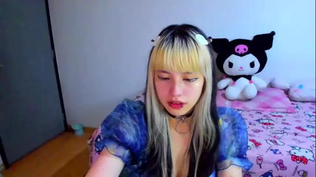 Image 6 of azu_moure Stream on Chaturbate on 1 month ago