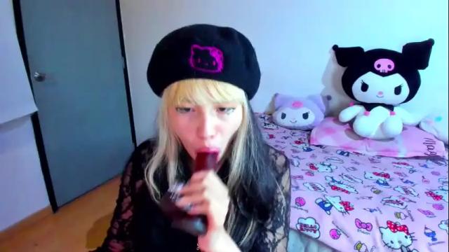 Image 12 of azu_moure Stream on Chaturbate on 1 month ago