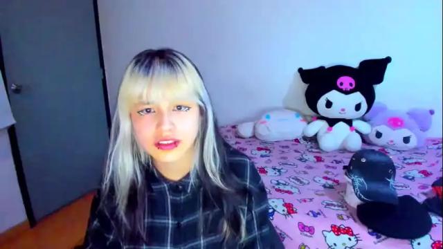 Image 11 of azu_moure Stream on Chaturbate on 1 month ago