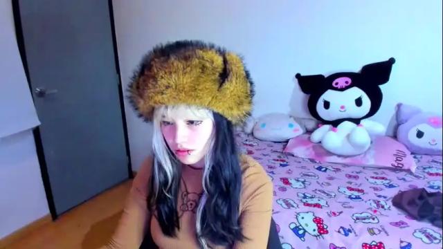 Image 10 of azu_moure Stream on Chaturbate on 1 month ago