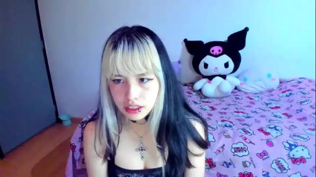Image 11 of azu_moure Stream on Chaturbate on 29 days ago