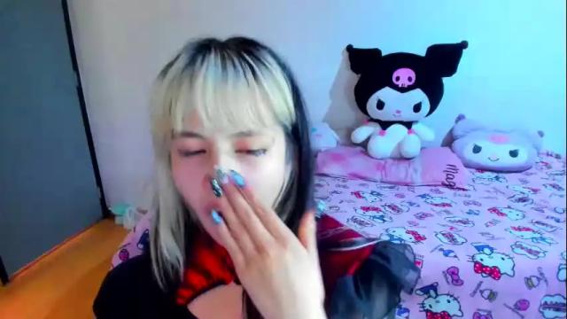 Image 11 of azu_moure Stream on Chaturbate on 28 days ago