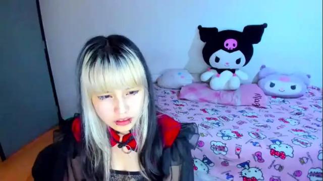 Image 3 of azu_moure Stream on Chaturbate on 28 days ago