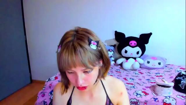 Image 8 of azu_moure Stream on Chaturbate on 6 days ago