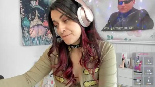 Image 10 of azucenaxxxgp Stream on Chaturbate on 1 month ago