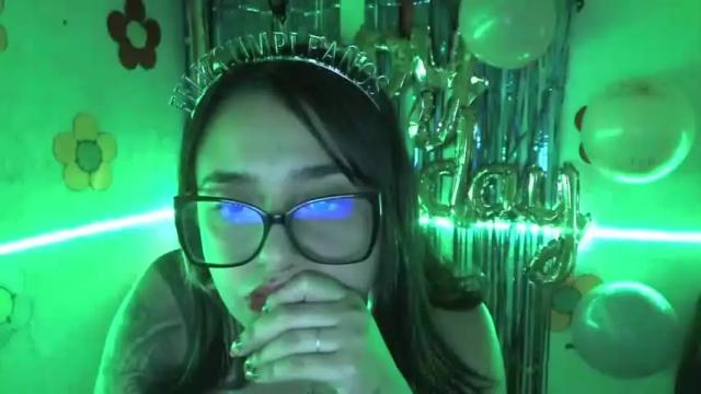 Image 2 of azul_berry Stream on Chaturbate on 13 months ago