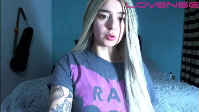 Image 4 of azul_berry Stream on Chaturbate on 5 months ago