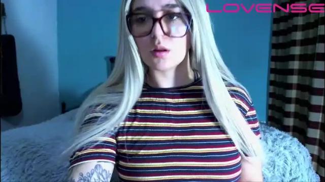 Image 3 of azul_berry Stream on Chaturbate on 5 months ago