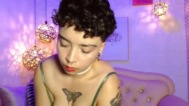 Image 6 of azulbernald Stream on Chaturbate on 15 months ago