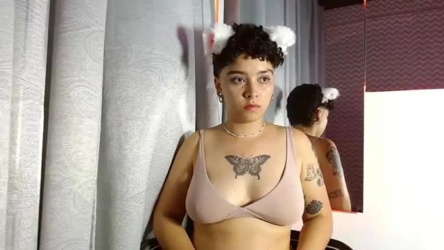Image 2 of azulbernald Stream on Chaturbate on 14 months ago