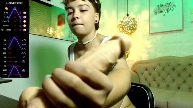 Image 4 of azulbernald Stream on Chaturbate on 14 months ago