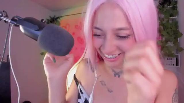 Image 2 of azumi_saan Stream on Chaturbate on 13 months ago