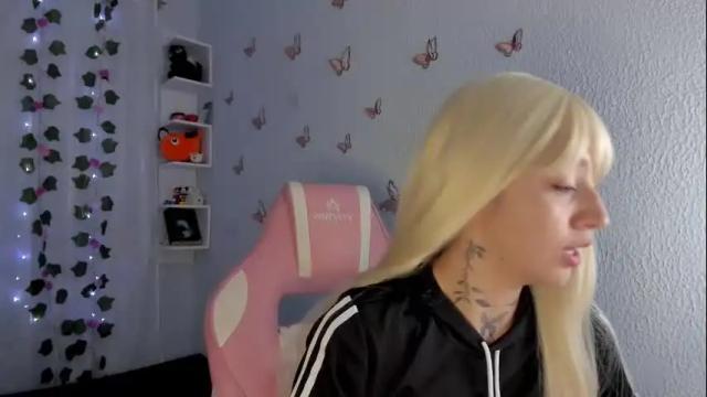 Image 8 of azumi_saan Stream on Chaturbate on 1 month ago