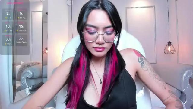 Image 3 of azurakindong Stream on Chaturbate on 1 month ago