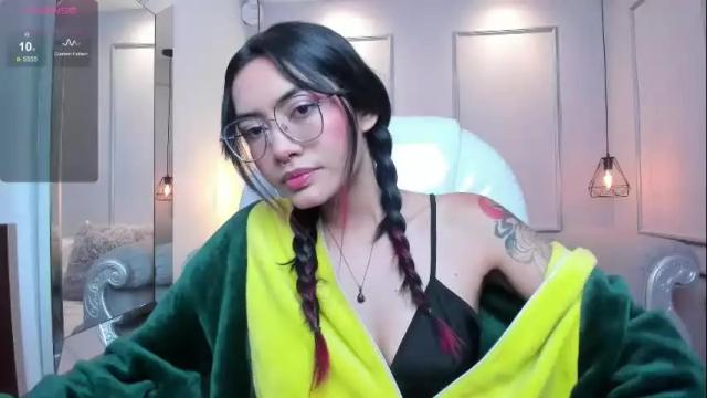 Image 3 of azurakindong Stream on Chaturbate on 1 month ago