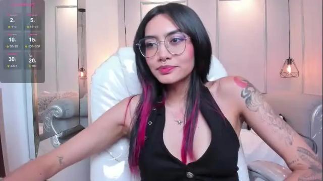 Image 3 of azurakindong Stream on Chaturbate on 1 month ago