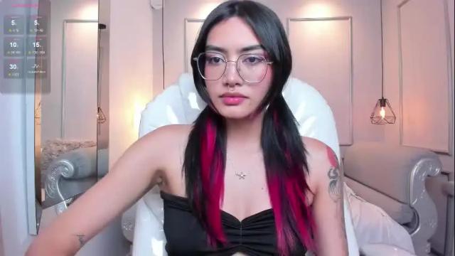 Image 11 of azurakindong Stream on Chaturbate on 1 month ago