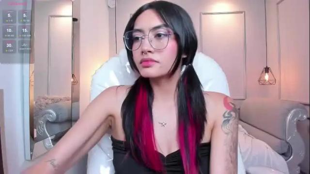 Image 6 of azurakindong Stream on Chaturbate on 1 month ago