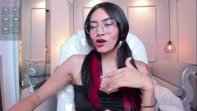Image 7 of azurakindong Stream on Chaturbate on 1 month ago