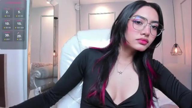 Image 10 of azurakindong Stream on Chaturbate on 28 days ago