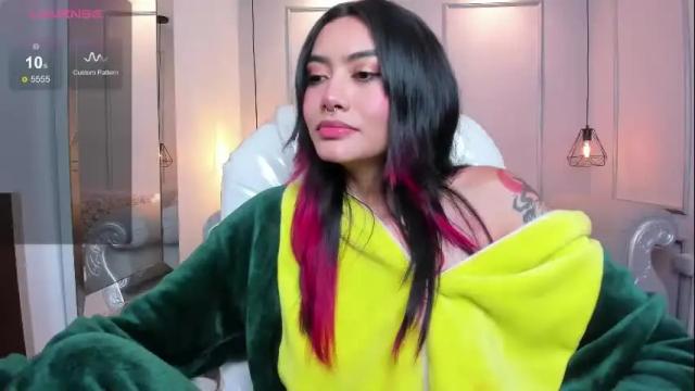 Image 11 of azurakindong Stream on Chaturbate on 25 days ago