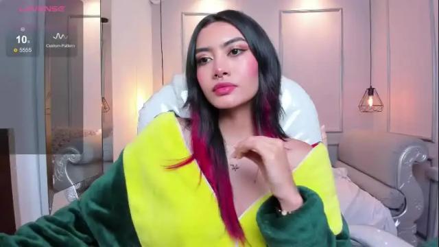 Image 2 of azurakindong Stream on Chaturbate on 25 days ago
