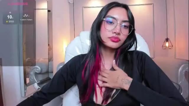 Image 12 of azurakindong Stream on Chaturbate on 11 days ago