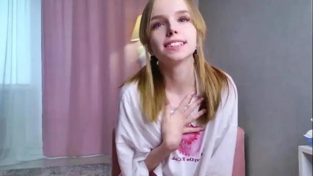 Image 4 of b4by_lol1 Stream on Chaturbate on 23 days ago