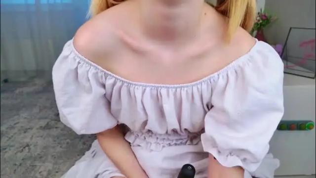 Image 10 of b4by_lol1 Stream on Chaturbate on 2 months ago