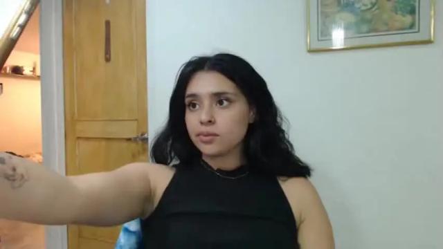 Image 3 of baabeeluu Stream on Chaturbate on 17 months ago