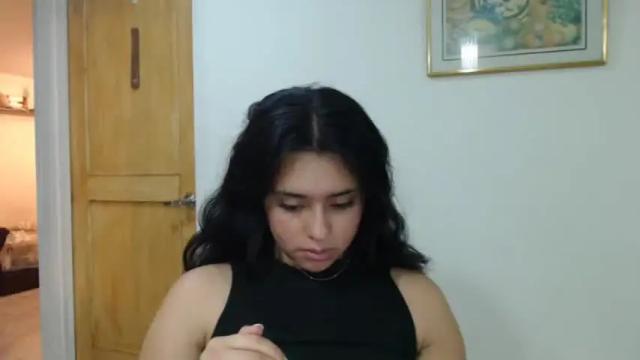 Image 8 of baabeeluu Stream on Chaturbate on 17 months ago