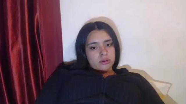 Image 3 of baabeeluu Stream on Chaturbate on 16 months ago