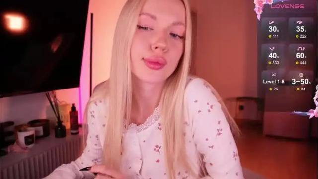 Image 8 of baaby_bon Stream on Chaturbate on 3 months ago