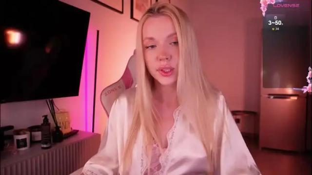 Image 7 of baaby_bon Stream on Chaturbate on 2 months ago