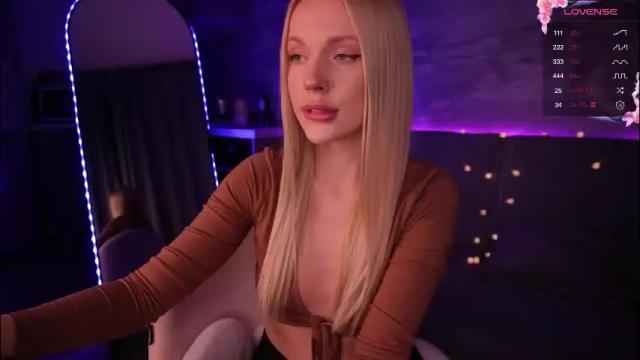 Image 3 of baaby_bon Stream on Chaturbate on 1 month ago