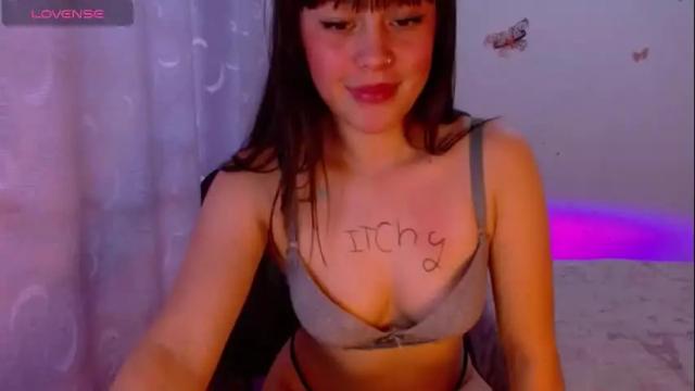Image 11 of bab_ee02 Stream on Chaturbate on 4 months ago