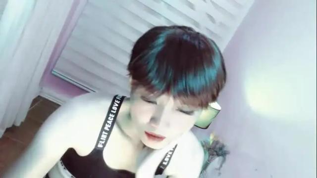 Image 12 of babaeng_marangalxx Stream on Chaturbate on 2 months ago