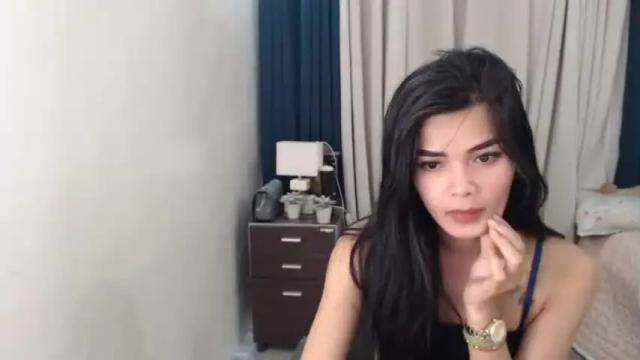 Image 2 of babaengburikat Stream on Chaturbate on 13 months ago