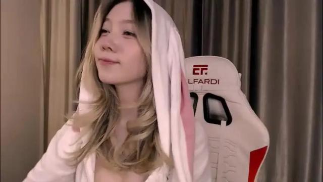 Thumbnail 1, babby_rabbit_'s Stream at Chaturbate, 2 days ago