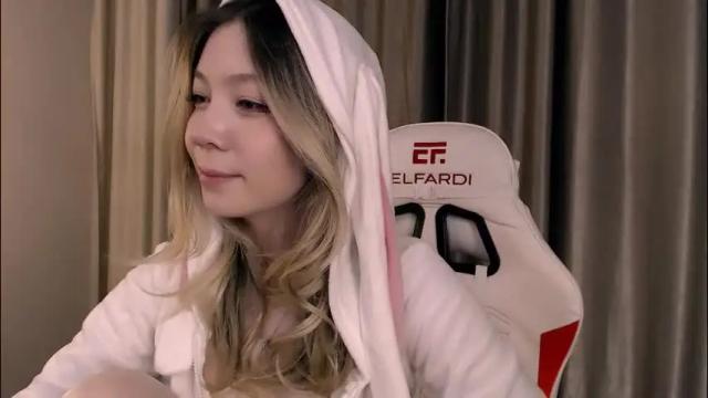 Image 2 of babby_rabbit_ Stream on Chaturbate on 2 days ago