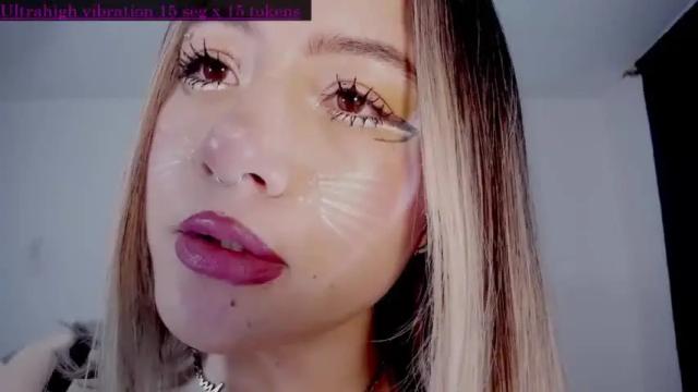 Image 12 of babe_blondie Stream on Chaturbate on 17 months ago