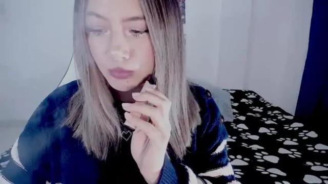 Image 6 of babe_blondie Stream on Chaturbate on 16 months ago