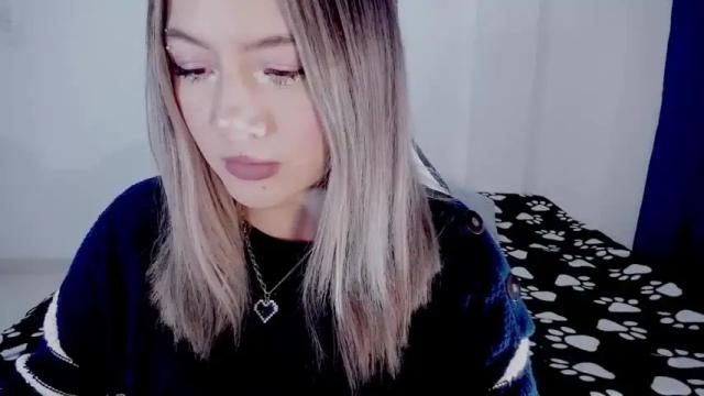 Image 8 of babe_blondie Stream on Chaturbate on 16 months ago