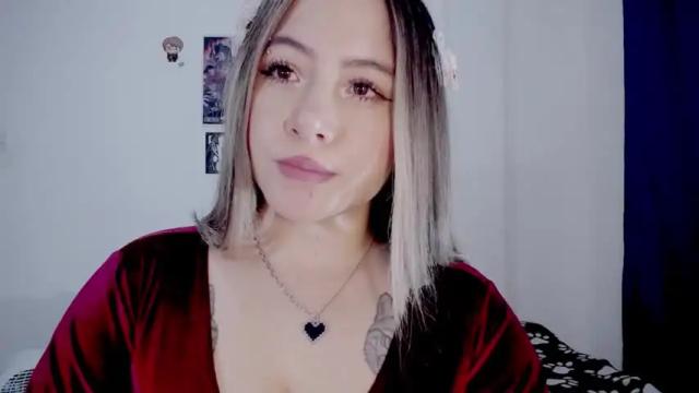 Image 7 of babe_blondie Stream on Chaturbate on 16 months ago