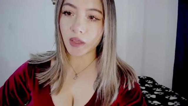 Image 8 of babe_blondie Stream on Chaturbate on 16 months ago
