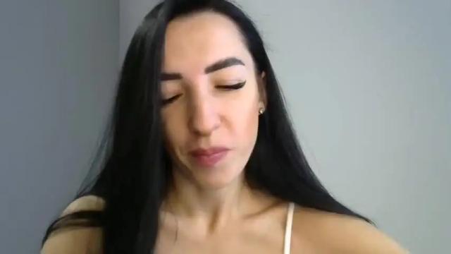 Image 3 of babe_sara Stream on Chaturbate on 16 months ago